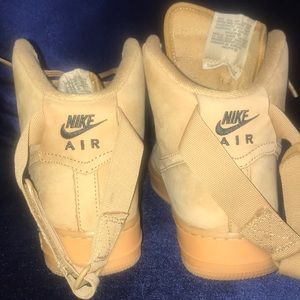 2016
Air Force 1 High '07 LV8 WB 'Flax'